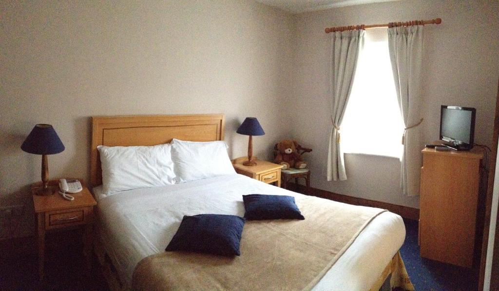 Virginia'S Guesthouse 켄마어 객실 사진